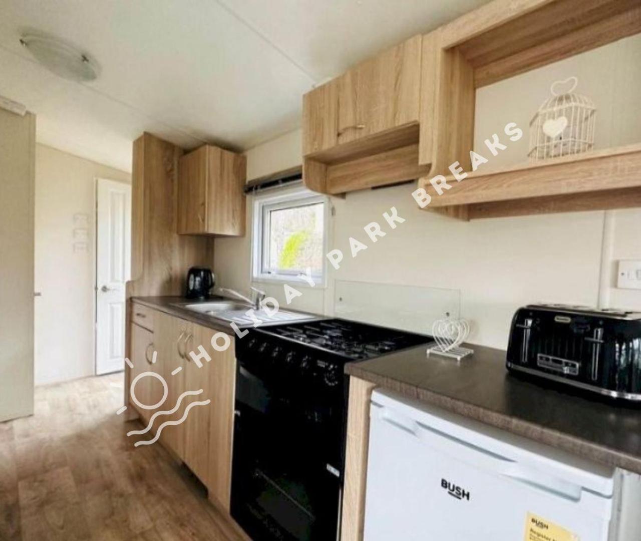Bronze 2 Bed Villa Selsey Exterior photo